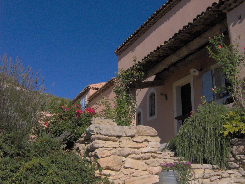 Le Mas De Pie Caud Bed & Breakfast Rognes Bagian luar foto