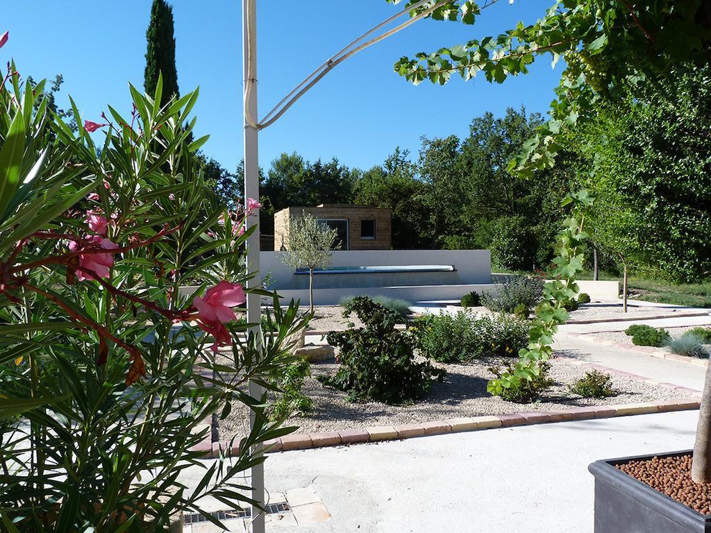 Le Mas De Pie Caud Bed & Breakfast Rognes Bagian luar foto