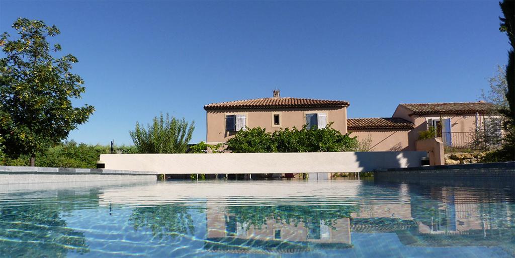Le Mas De Pie Caud Bed & Breakfast Rognes Bagian luar foto